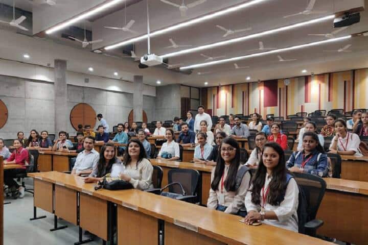 JG Institute of Business Administration, Ahmedabad campus photo 2