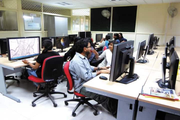 SPA Bhopal campus photo 3