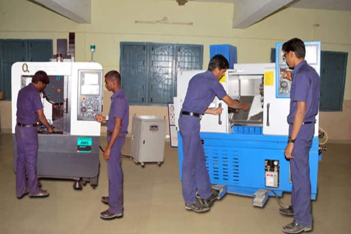 Laxmi Narayana Polytechnic College, Dharmapuri campus photo 3