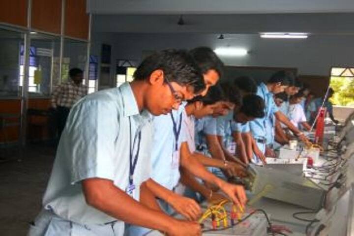 Latha Mathavan Polytechnic College, Madurai campus photo 4
