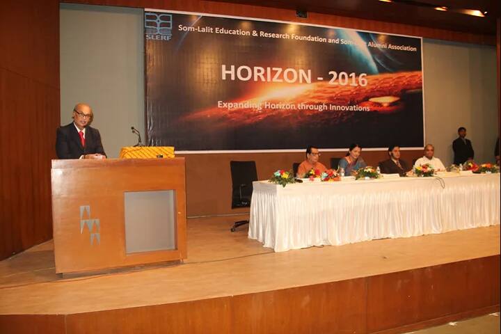 SLIMS Ahmedabad campus photo 5
