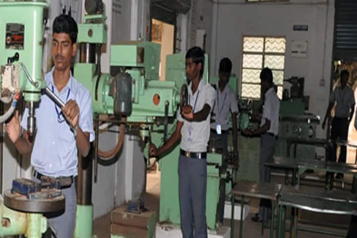 Lakshmi Ammal Polytechnic College, Tuticorin campus photo 3