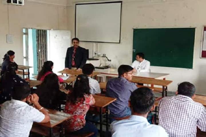 Shri Shivaji Maratha Societys Institute of Management and Research, Pune campus photo 3