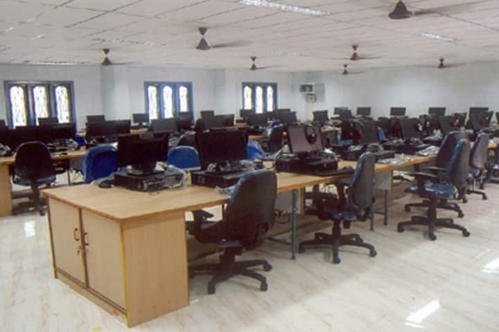 Hindu College of Management, Guntur campus photo 3