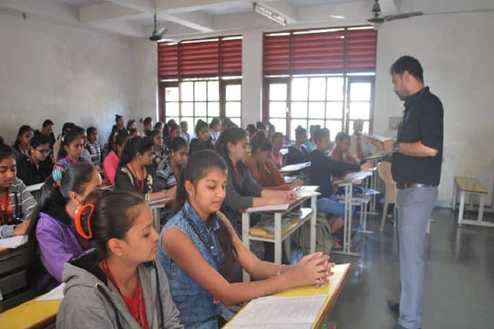 Shri Leuva Patel BBA Mahila College, Amreli campus photo 2