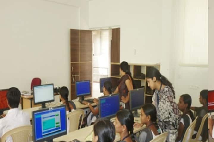 KLE Society's Polytechnic, Mahalingpur campus photo 4