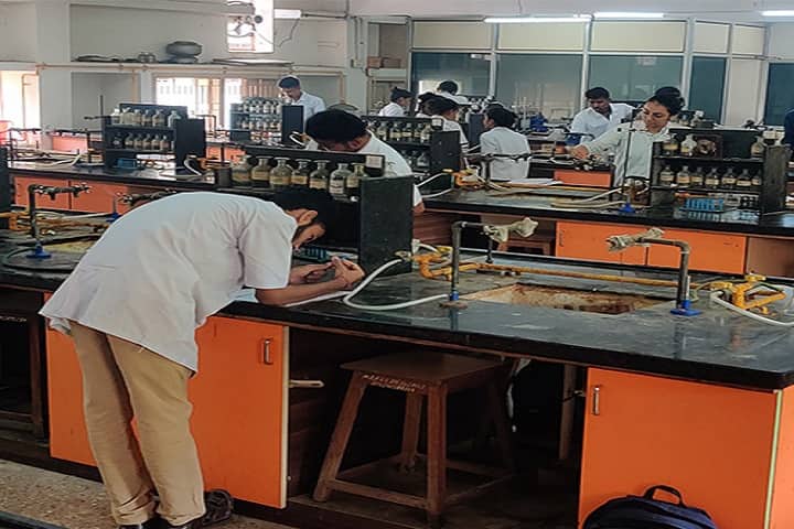 Shri DN Institute of Business Administration, Anand campus photo 6
