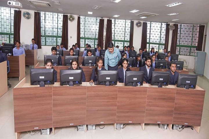 Hindustan Institute of Management and Computer Studies, Mathura campus photo 6