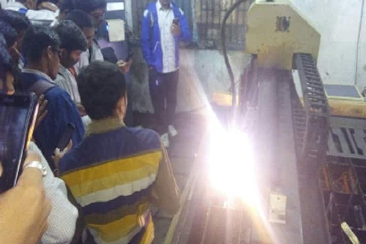 Mahavir Swami College of Polytechnic, Surat campus photo 4