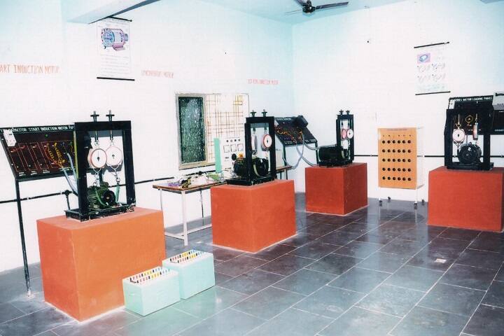 Kalawatibai College of Engineering and Technology Polytechnic, Naigaon campus photo 4