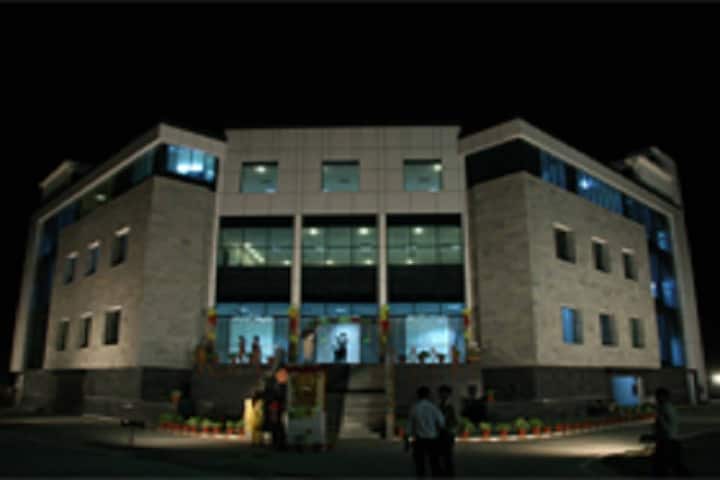 Rakshpal Bahadur Management Institute, Greater Noida campus photo 2