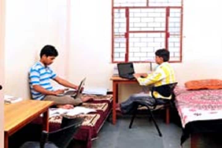 Rakshpal Bahadur Management Institute, Greater Noida campus photo 3