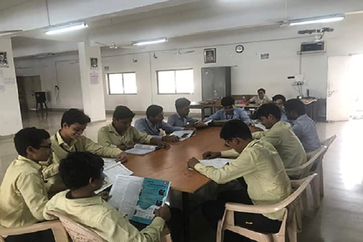 Jayvantrai Harrai Desai Polytechnic, Surat campus photo 3