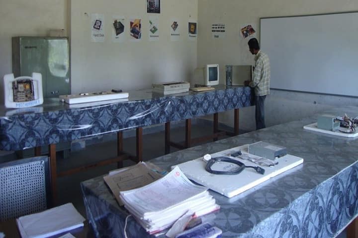 Indore Women's Polytechnic College, Indore campus photo 5