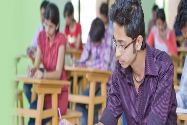 Rawal Institute of Engineering and Technology, Faridabad campus photo 4