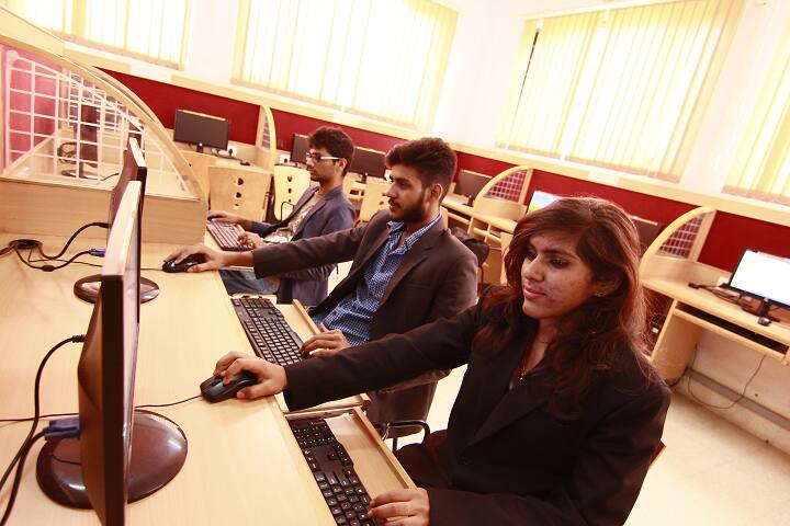 Sindhi Institute of Management, Bangalore campus photo 4
