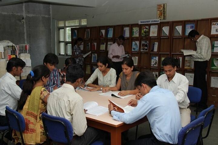SK Patel Institute of Management and Computer Studies, Gandhinagar campus photo 4