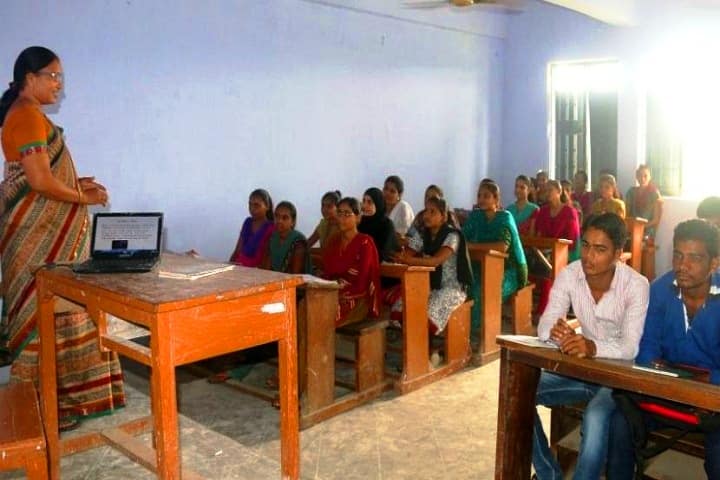 Kheda Arts and Commerce College, Kheda campus photo 2