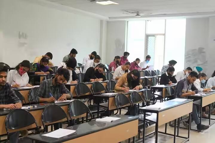School of Management Studies, Punjabi University, Patiala campus photo 5