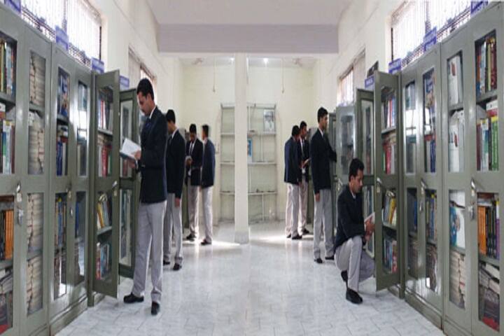 SCM Lucknow campus photo 4