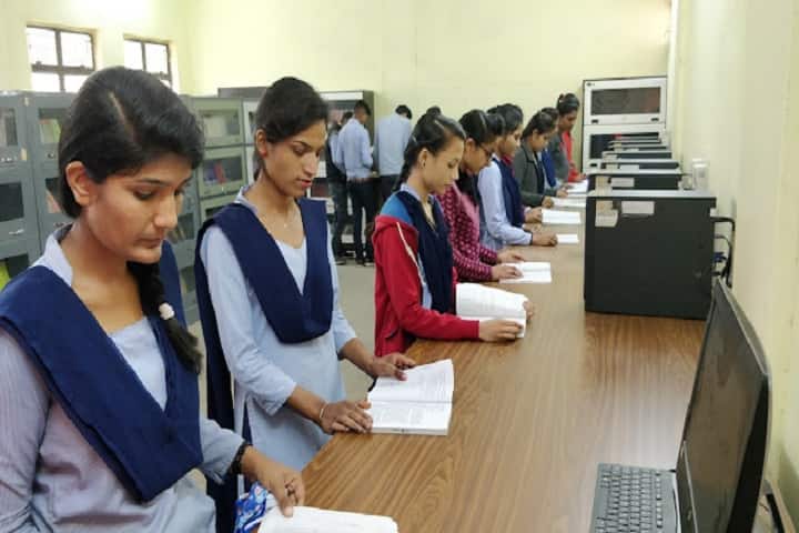 Indira Gandhi Government Polytechnic College, Chhindwara campus photo 3
