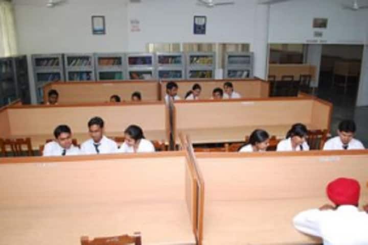 Jan Nayak Ch Devi Lal Dental College, Sirsa campus photo 2