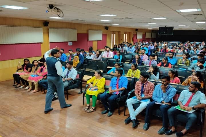 Seshadripuram Institute of Management Studies, Bangalore campus photo 3