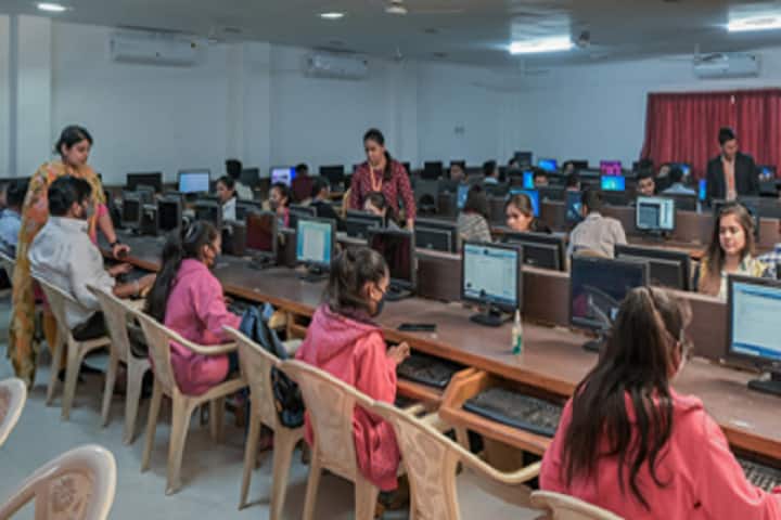 Sardar Patel College of Administration and Management, Anand campus photo 6