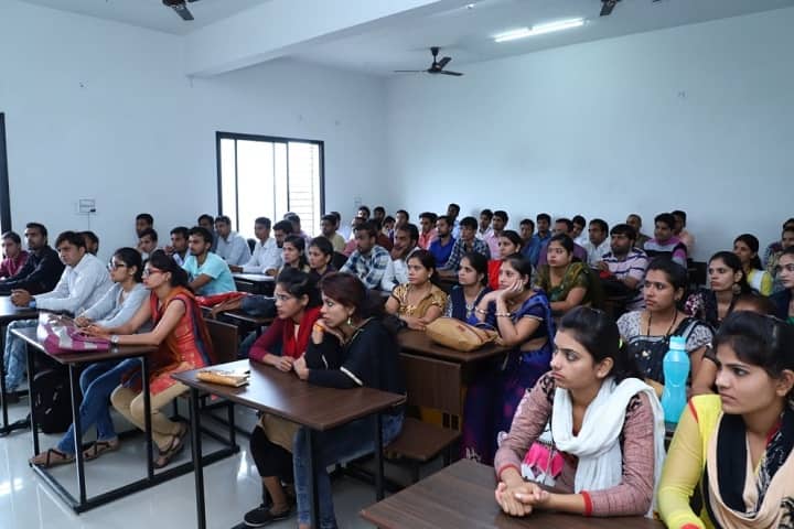 Sapphire Institute of Business Management, Indore campus photo 3