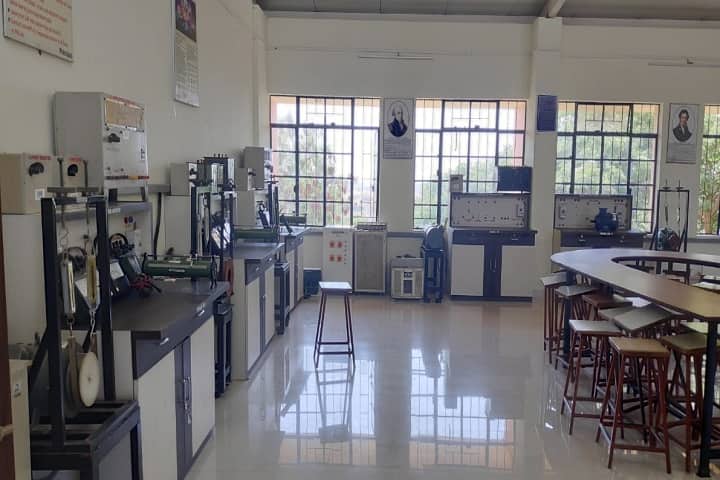 Guru Gobind Singh Polytechnic, Nashik campus photo 3