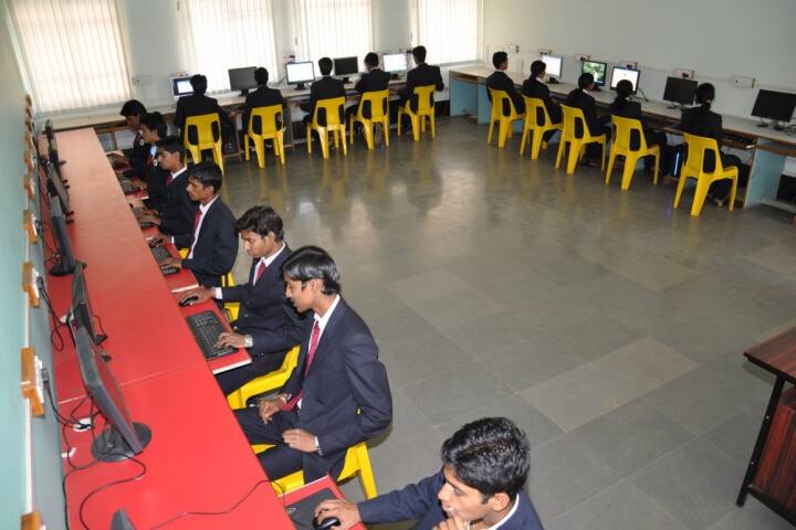 Sanmati Shikshan Sahakari Samiti's College of Business Administration, Belagavi campus photo 5