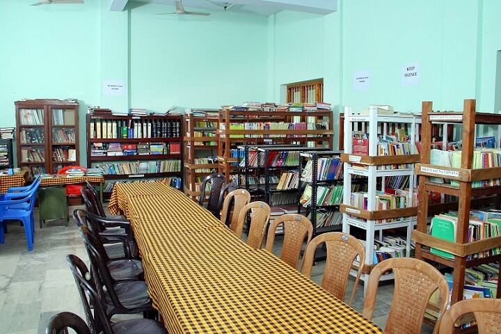 Mannam Ayurveda Co-Operative Medical College, Pandalam campus photo 4