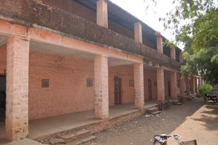 MHM Arts and Commerce College, Solapur campus photo 2