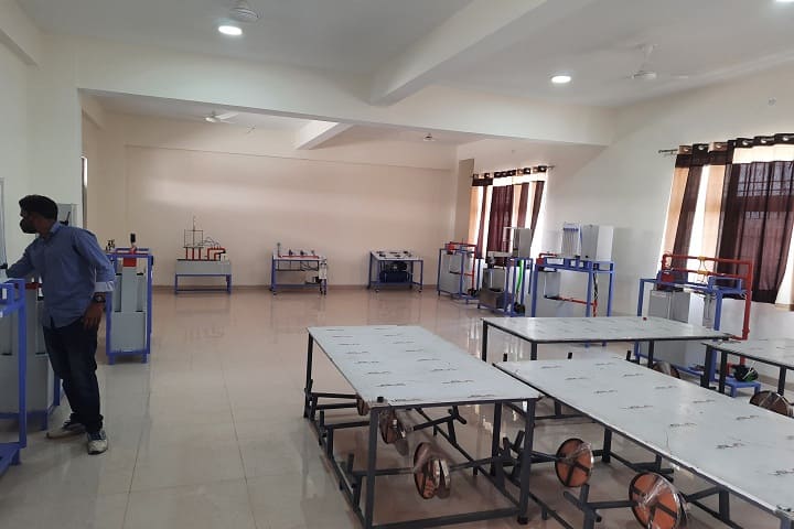 University Institute of Technology Rajiv Gandhi Proudyogiki Vishwavidyalaya, Shahdol campus photo 3