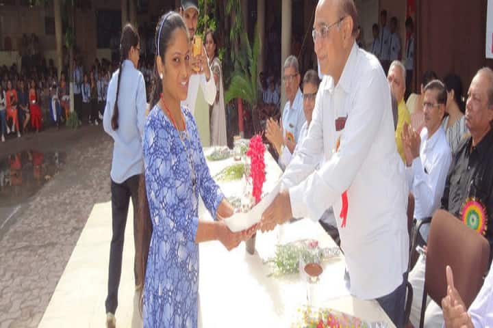 Smt Ushaben Chandrakant Thakar Women's College, Nagpur campus photo 2