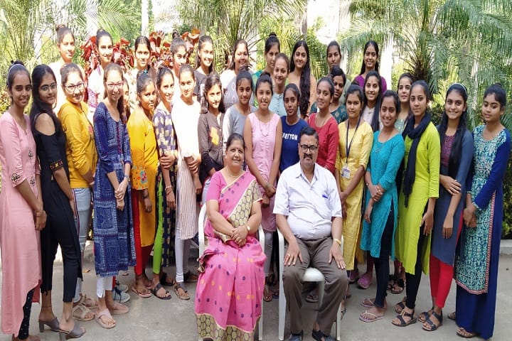 Yogiji Maharaj Mahavidyalaya Mahila Arts And Commerce College, Dhari campus photo 6