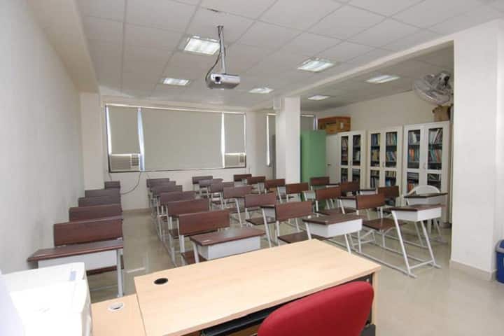 Rizvi Institute of Management Studies and Research, Mumbai campus photo 6