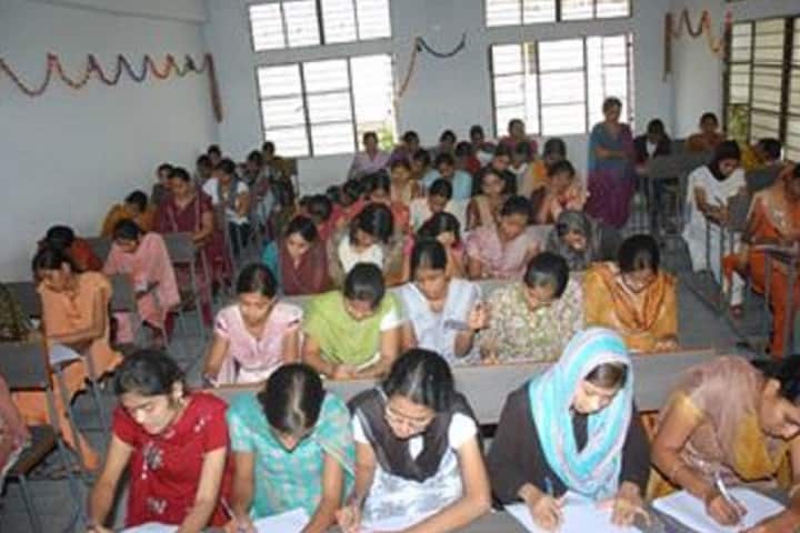 Hindu College for Women, Hyderabad campus photo 2