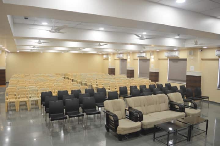 RIIM - The Academy School of Business Management, Pune campus photo 2