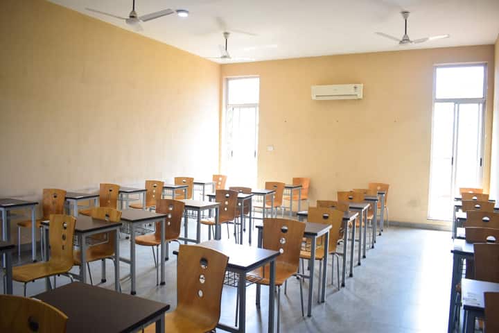 RITEE College of Management, Raipur campus photo 6