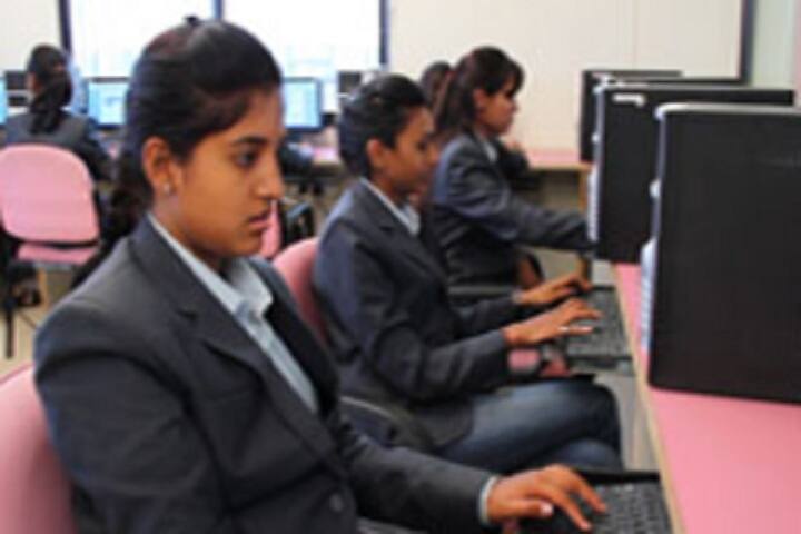 Renaissance Institute of Management Studies, Chandrapur campus photo 4
