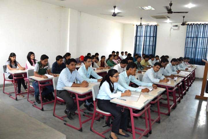 Ramanujan College of Management, Palwal campus photo 4