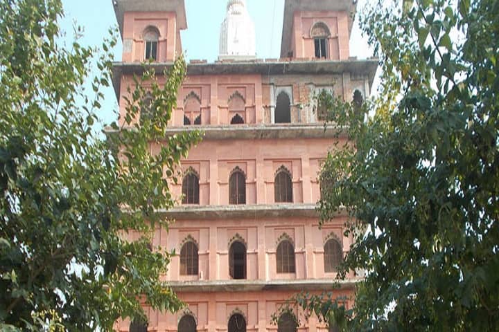 Maa Gayatri Mahavidyalaya, Khadesar Dham campus photo 2