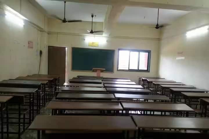 Shahu Shikshan Sanstha P Adhyapak Mahavidyalaya, Shahad campus photo 3