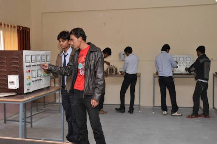 Shreejee Institute of Technology and Management, Khargone campus photo 6