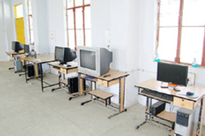 Rajeshwari Women College, Varanasi campus photo 4