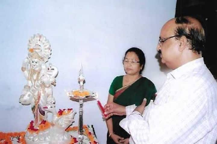 Rajeshwari Women College, Varanasi campus photo 6