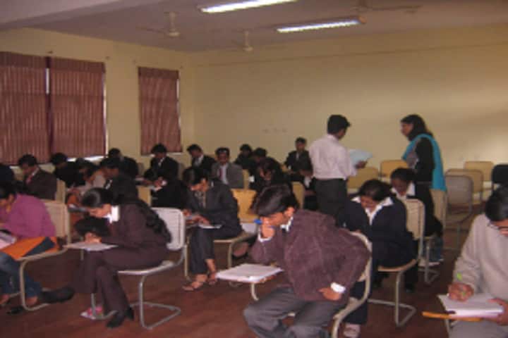 Graduate School of Business and Administration, Greater Noida campus photo 2
