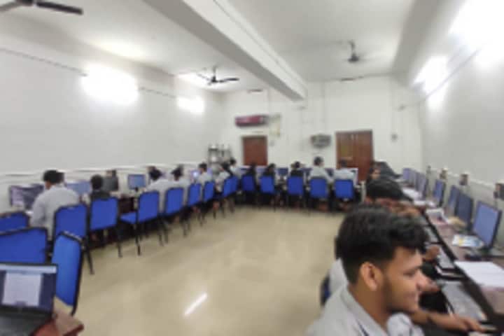 Sree Sankara Vidyapeetom College, Perumbavoor campus photo 5