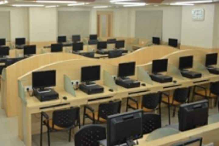 Haindavi Degree and PG College, Barkatpura campus photo 4